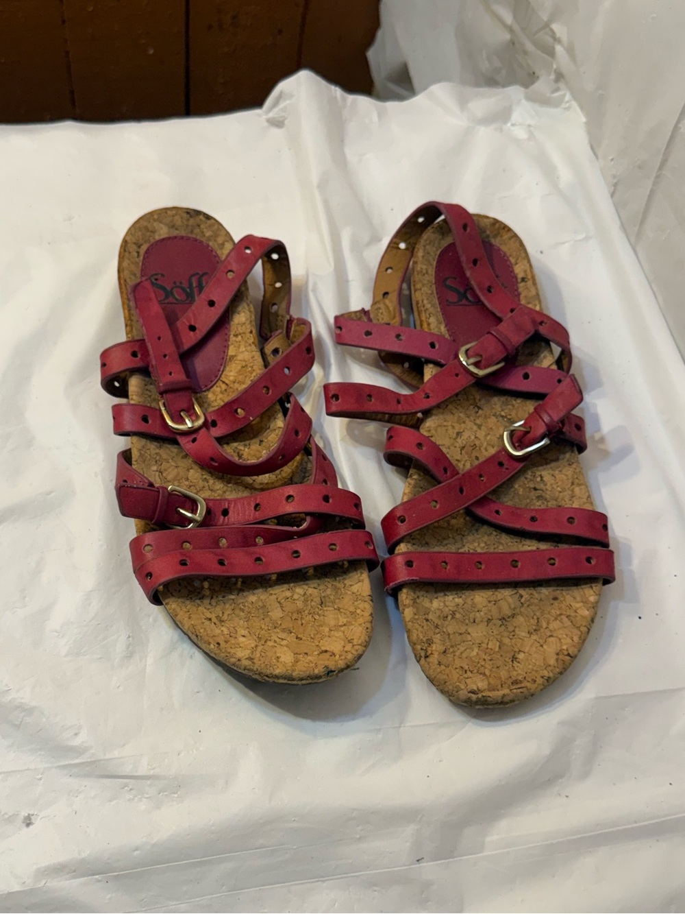 Sofft strappy low wedge sandals women’s size 6